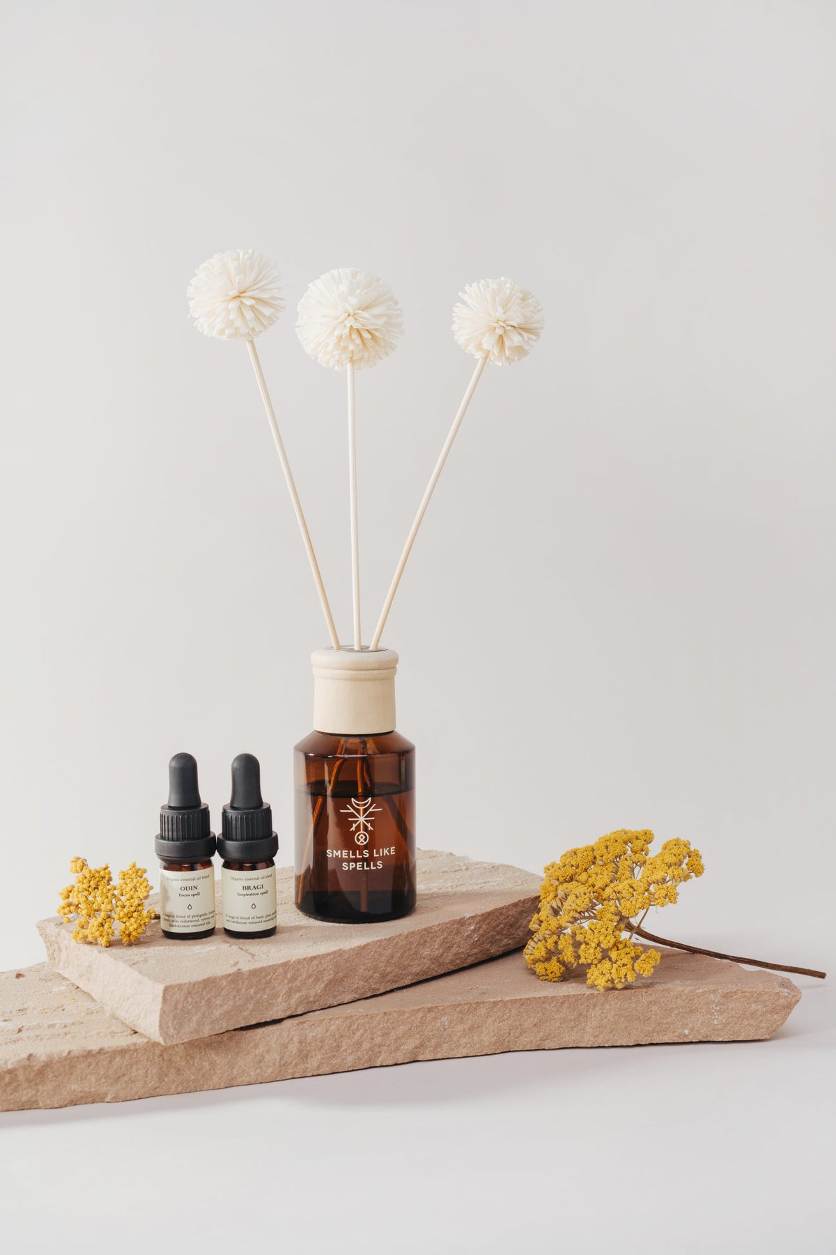How to Style Home Fragrance as Part of Your Interior
