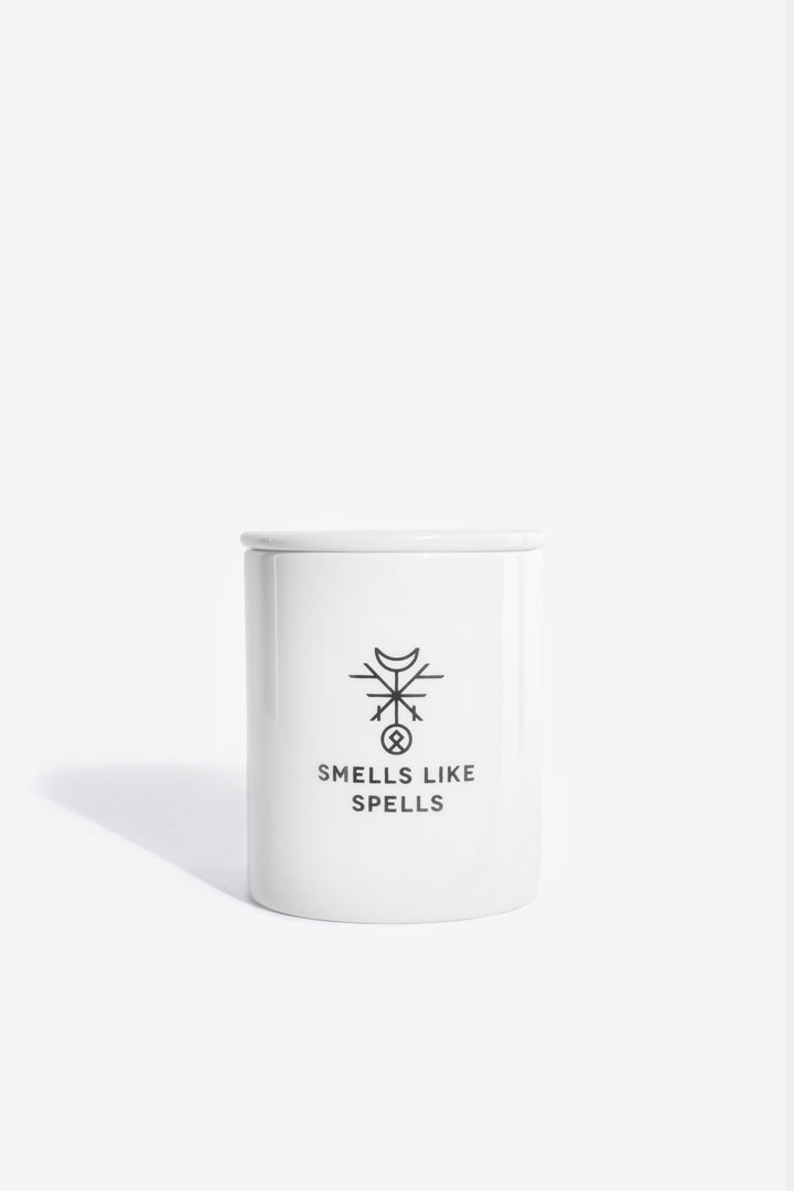 Bougie Tarot THE WORLD dans un pot en porcelaine, vue de face