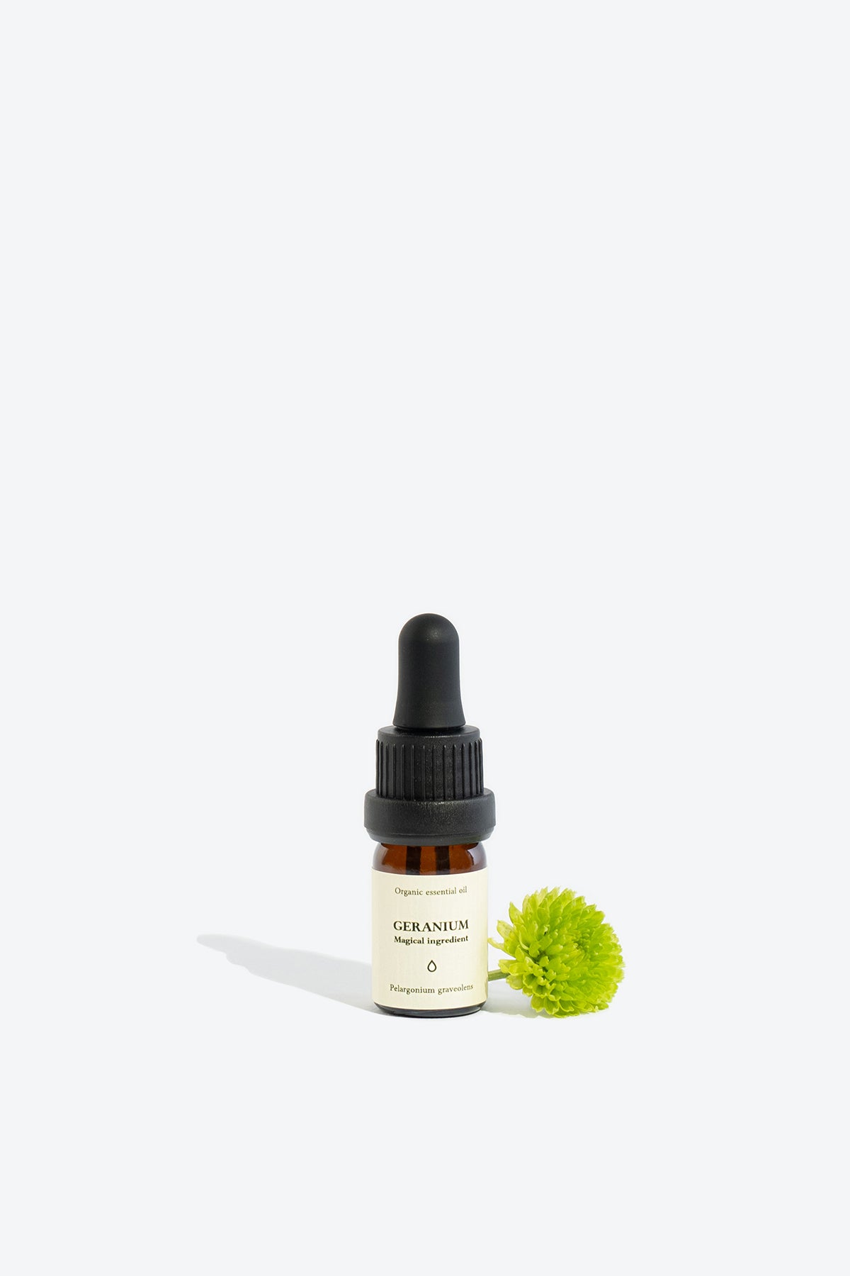 Flacon d’huile essentielle Geranium, vue de face