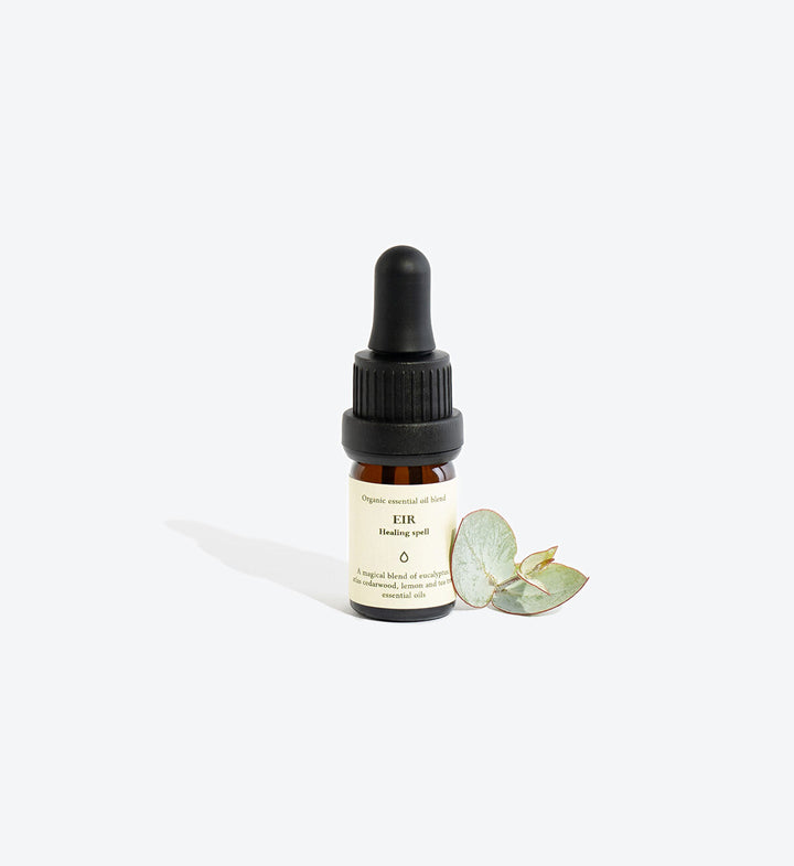 EIR essential oil blend, 5ml glass bottle with pipette, front view
