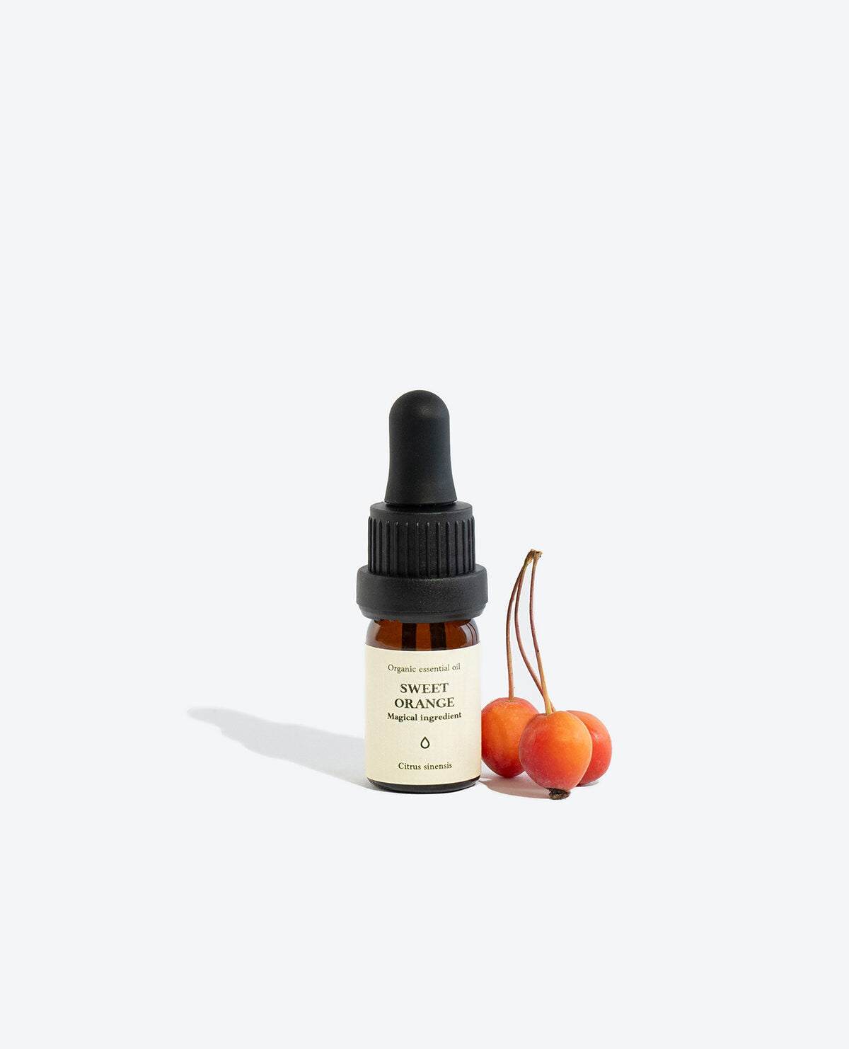 SWEET ORANGE essential oil glass bottle with pipette, front view